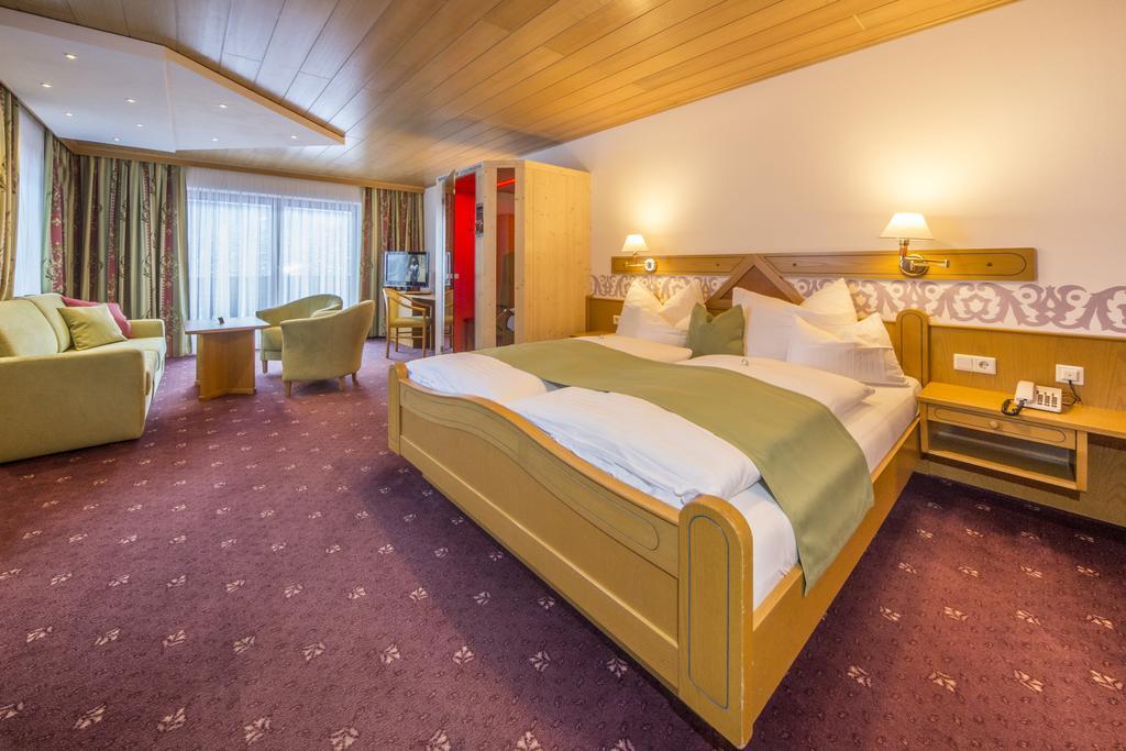 Landhotel Alpenhof Filzmoos Szoba fotó